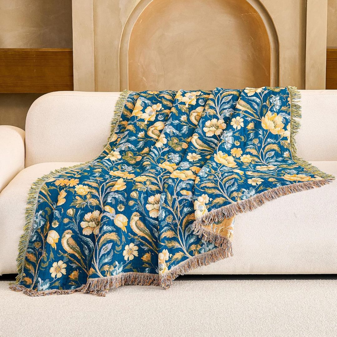 Boho Cotton Throw Blanket – Reversible Floral Farmhouse Quilt in Floral Design I - Loom & Bloom